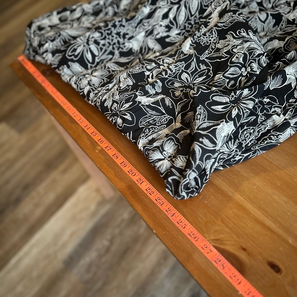 NWT Lane Bryant Black Shirred Scoop-Neck Tiered Maxi Dress Size 28 plus size - Picture 9 of 13